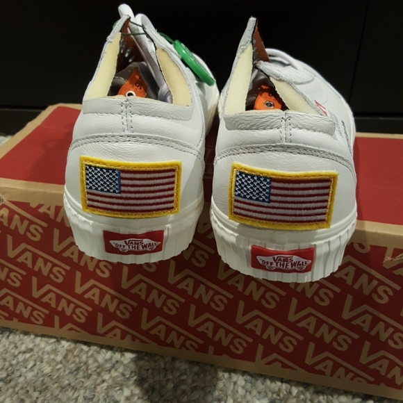 NASA Vans - Picture 3 of 6